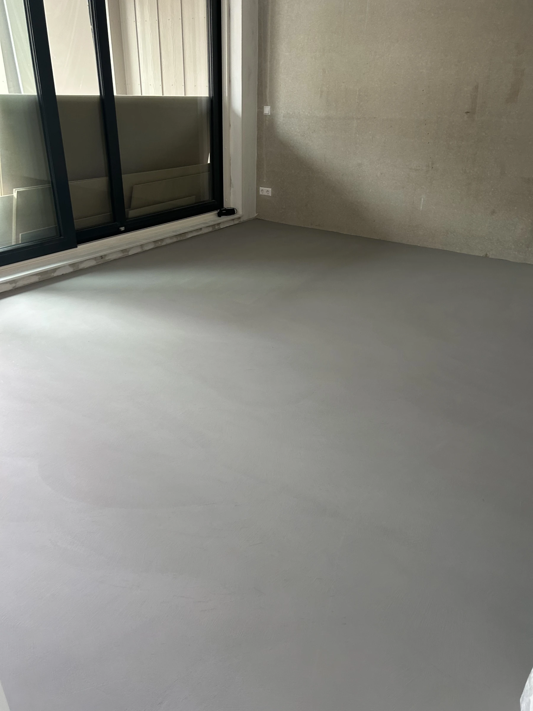 Licht zand in de keuken